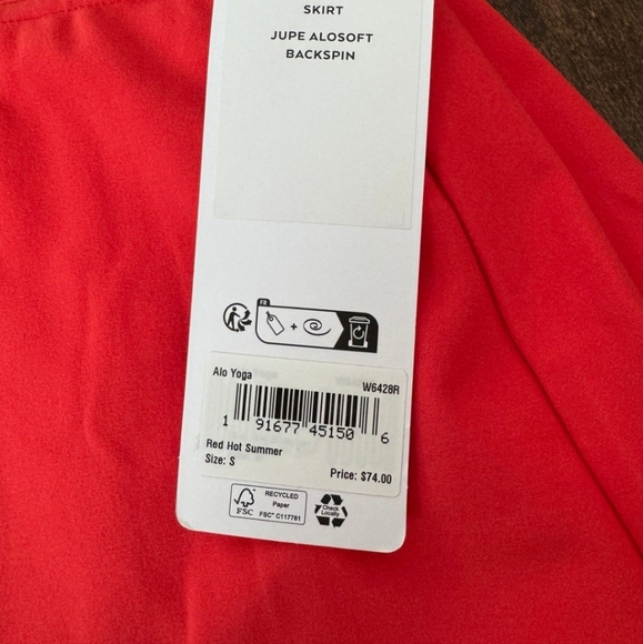 Alo skirts - Picture 5 of 5